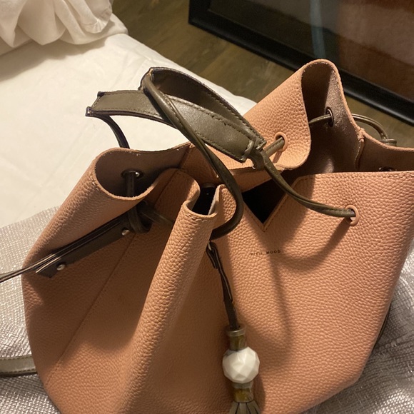 Vegan handbag with shoulder strap - Picture 2 of 5